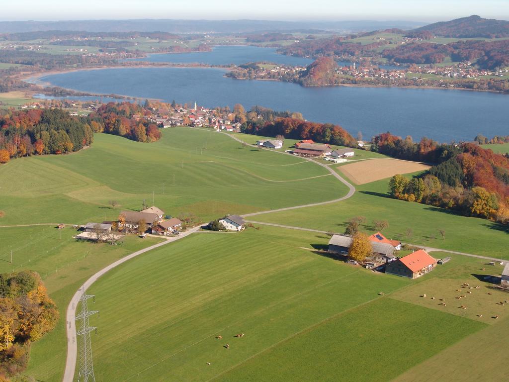 Baby- Und Kinderhof Aicherbauer Seeham Luaran gambar