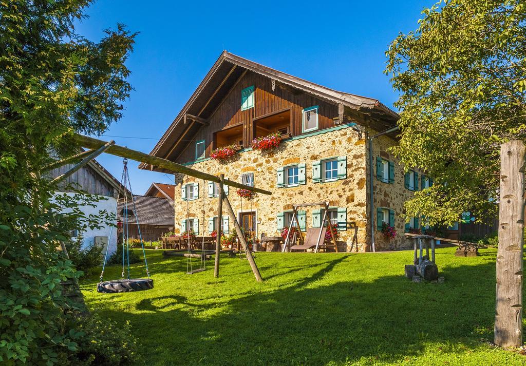 Baby- Und Kinderhof Aicherbauer Seeham Luaran gambar